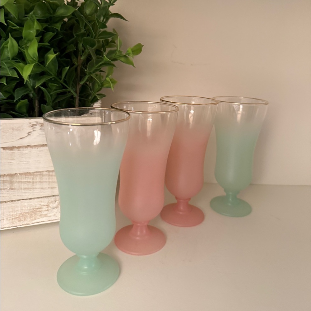Blendo 4 Frosted Pastel Ombré Glassware Set Parfait Cocktail Glasses MCM Vintage - Picture 2 of 16